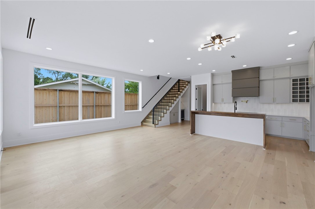 FAIRFIELD ADD-BENTONVILLE - Residential