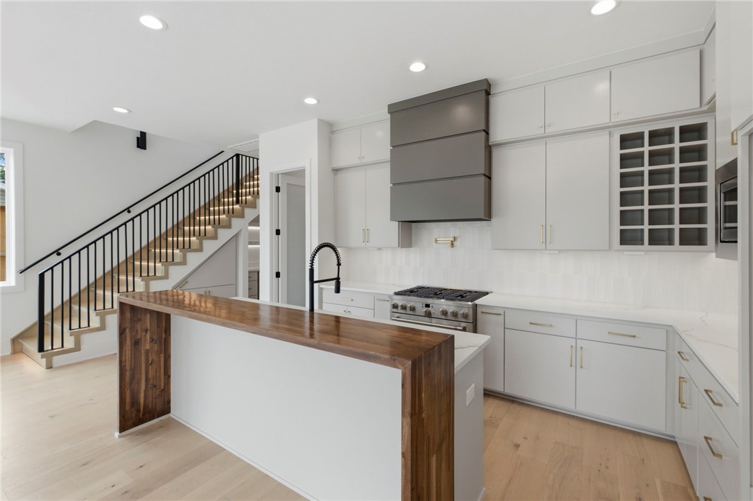 FAIRFIELD ADD-BENTONVILLE - Residential