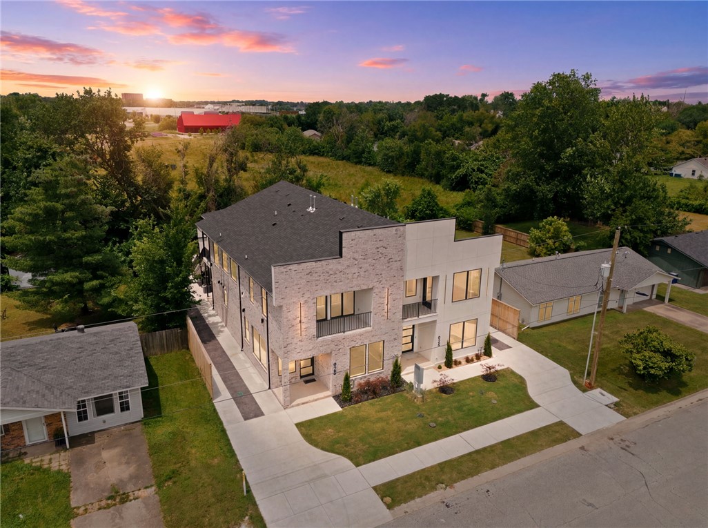 FAIRFIELD ADD-BENTONVILLE - Residential
