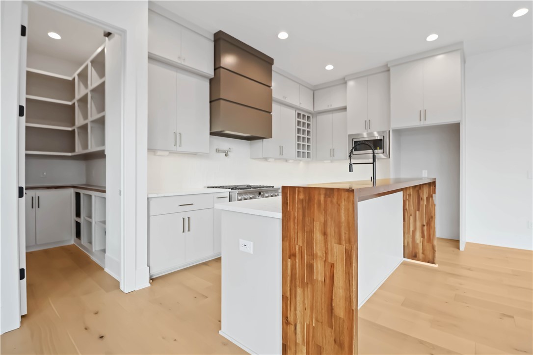 FAIRFIELD ADD-BENTONVILLE - Residential