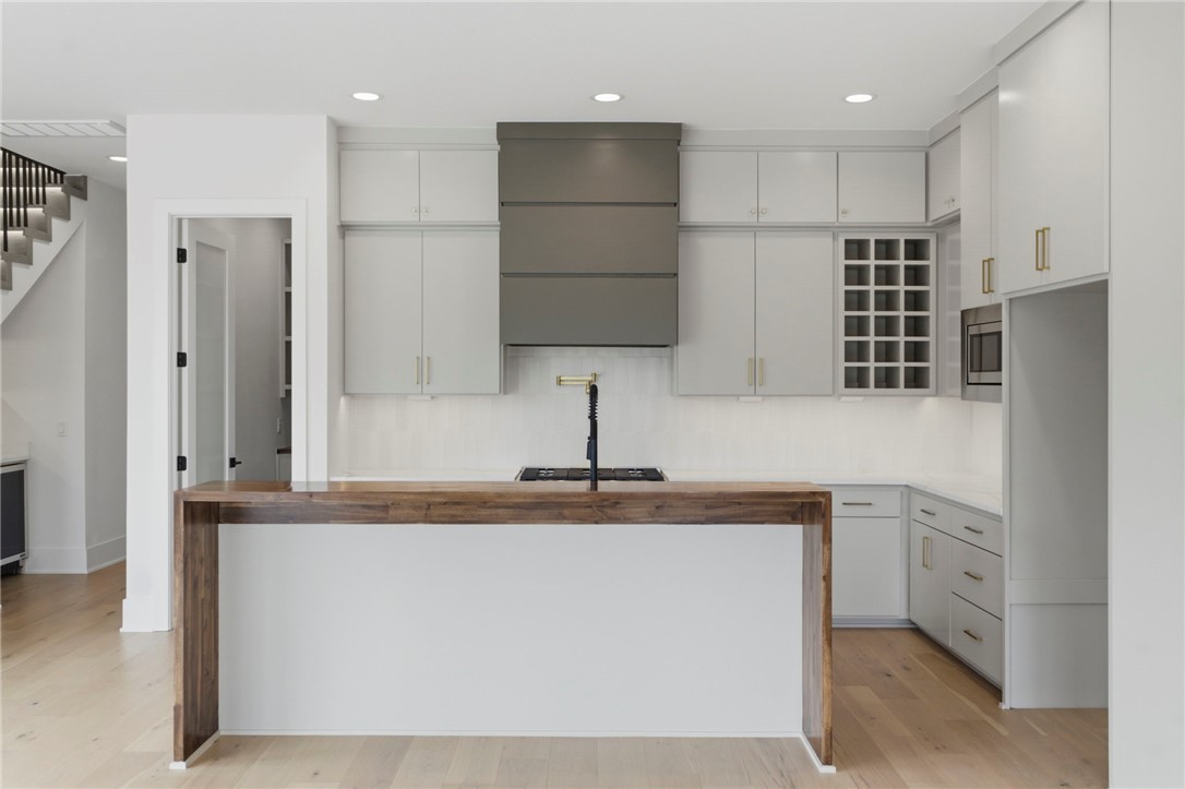 FAIRFIELD ADD-BENTONVILLE - Residential