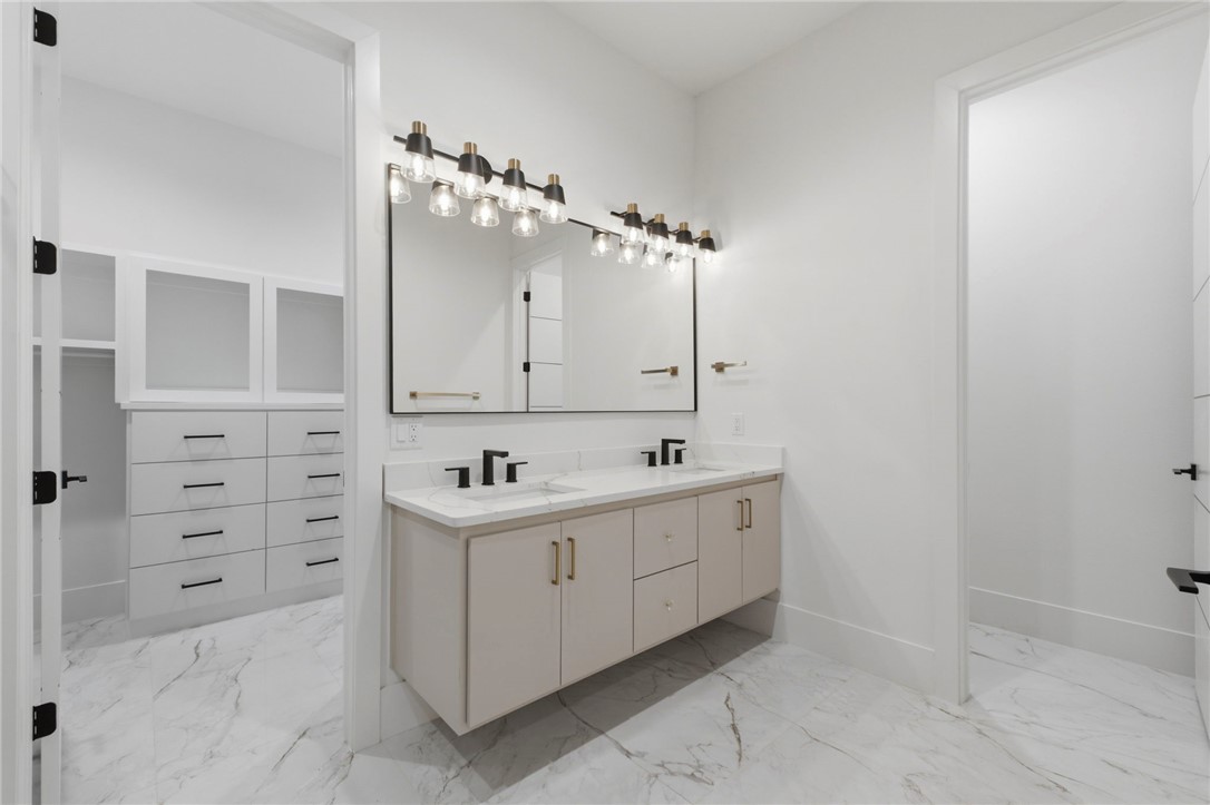 FAIRFIELD ADD-BENTONVILLE - Residential