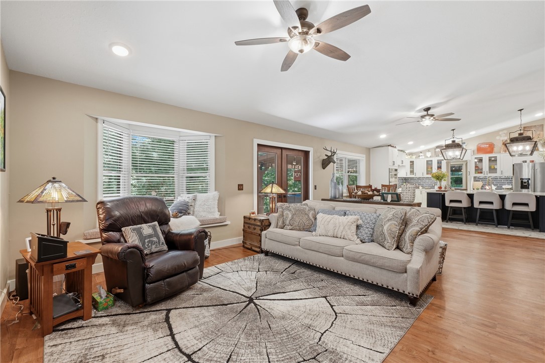 Unit 16 Holiday Island - Residential