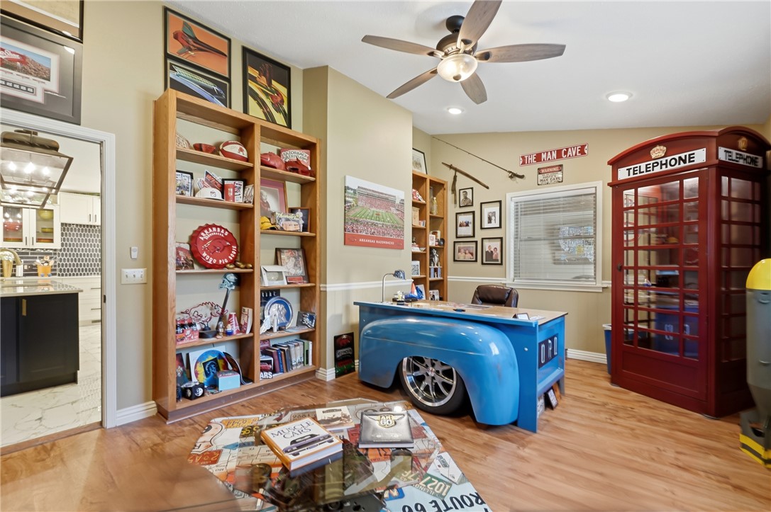 Unit 16 Holiday Island - Residential