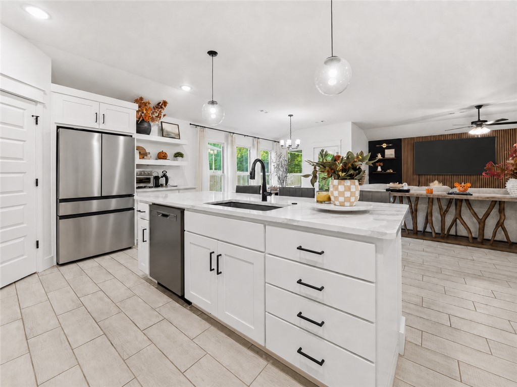 Saratoga Pea Ridge - Residential