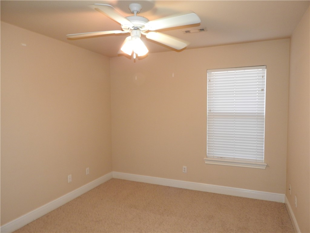 Tunbridge Wells Sub Bentonville - Residential Lease