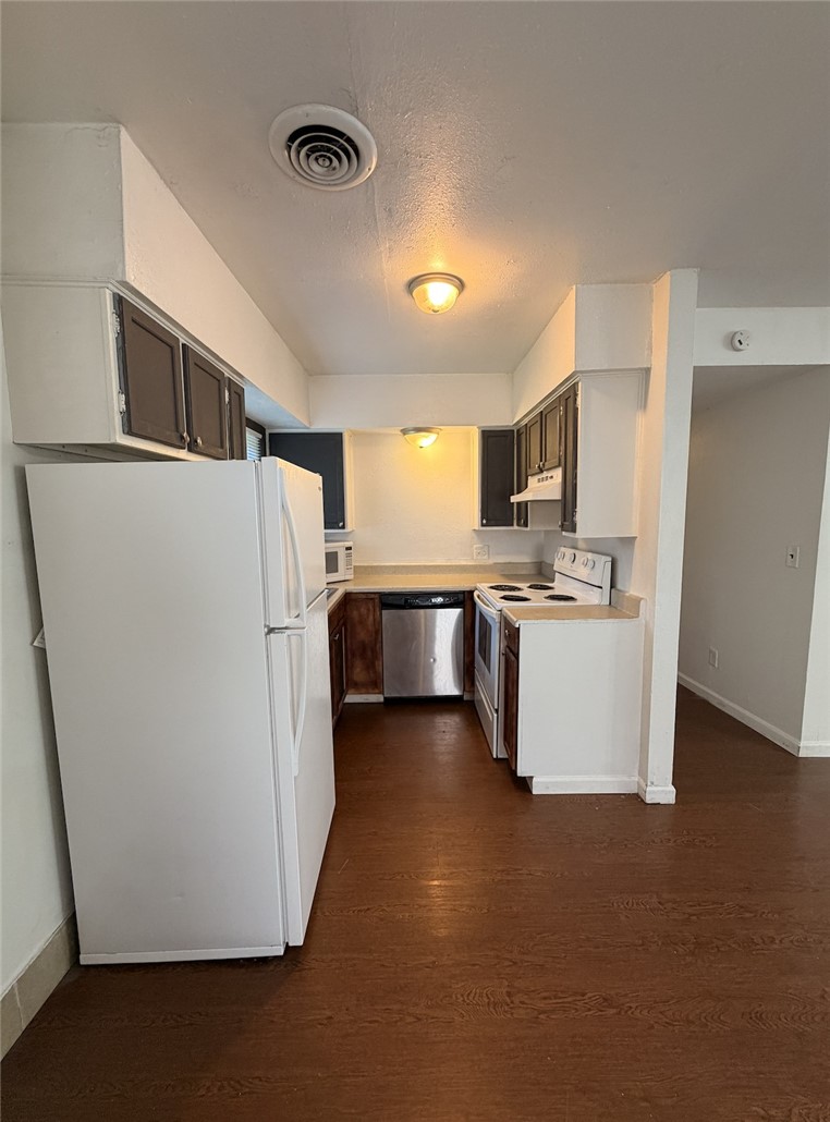 Villa North Sub - Residential Lease