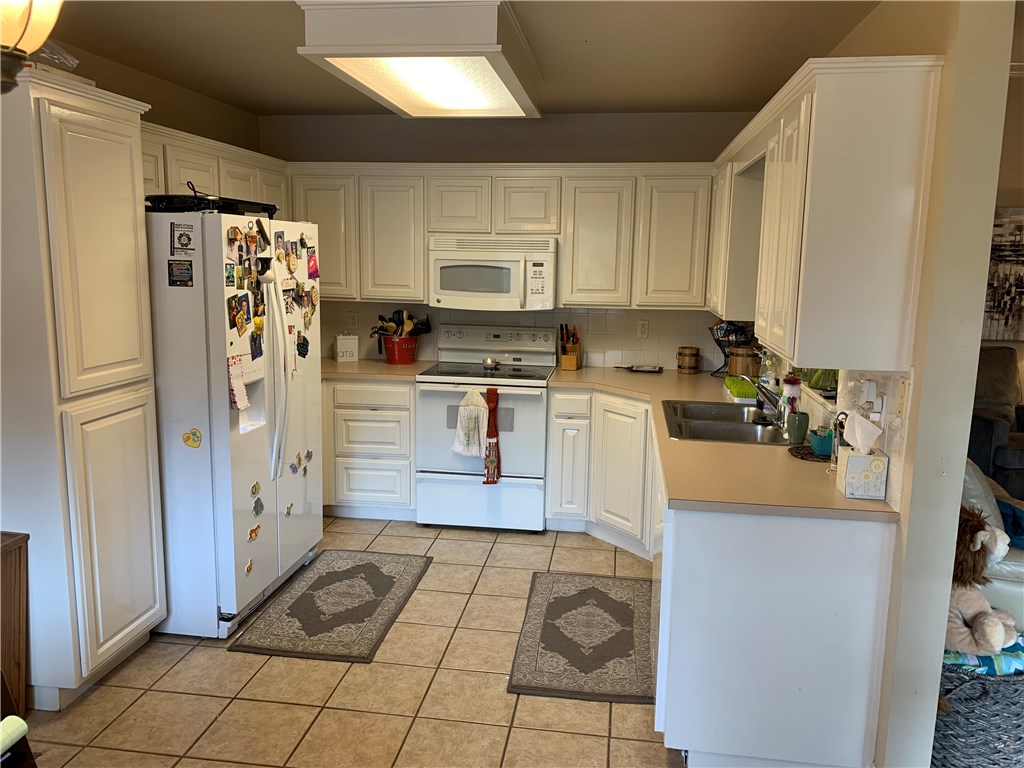 Champions Estates - Residential Lease