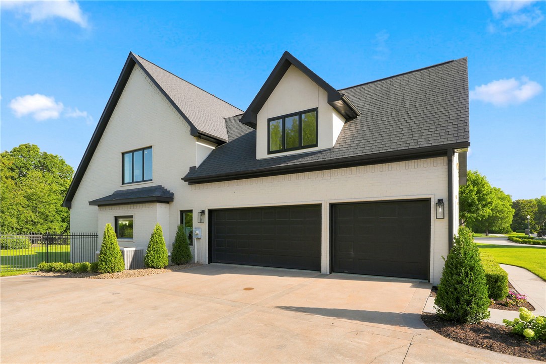 Pinnacle Sub Ph 3, The Rogers - Residential