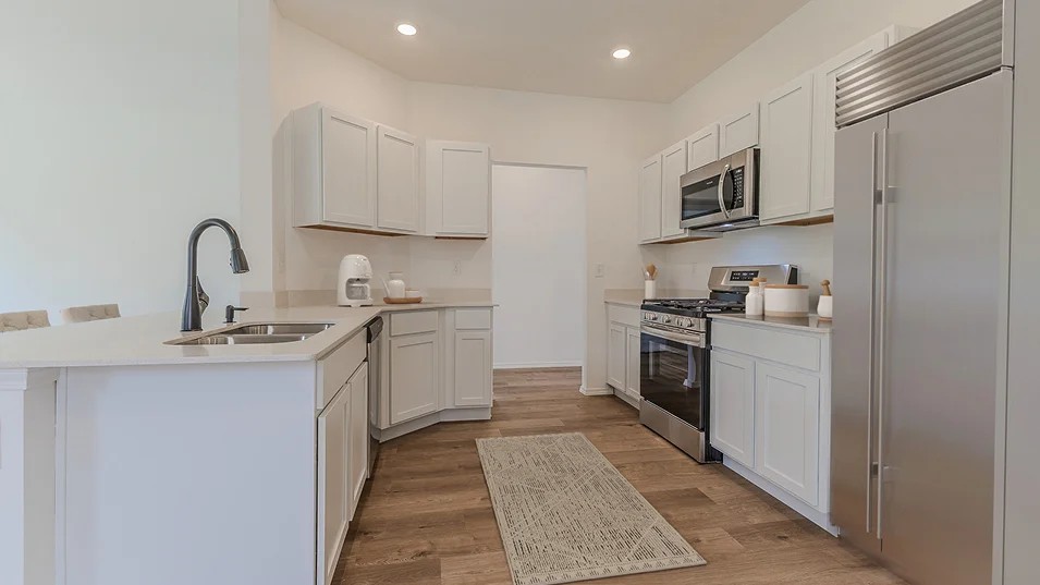 STOKENBURY FARMS PH VI - Residential