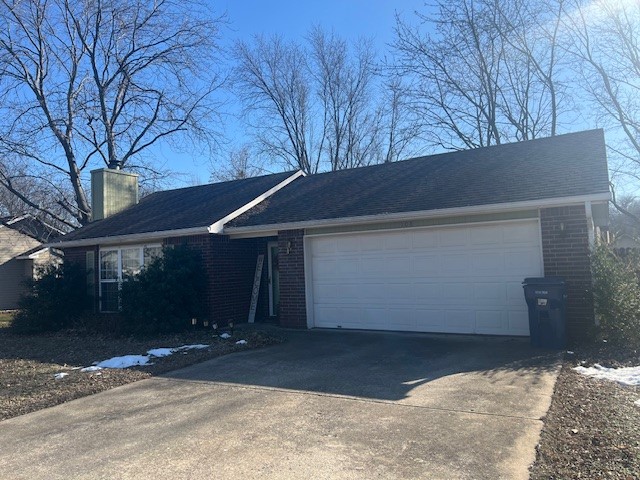 Nice 3 bedroom 2 bath, 2 car garage home with fenced backyard! Hardwood floors, vaulted ceilings, fireplace, stainless steel appliances. Reach out for a rental application and tour of this lovely home.