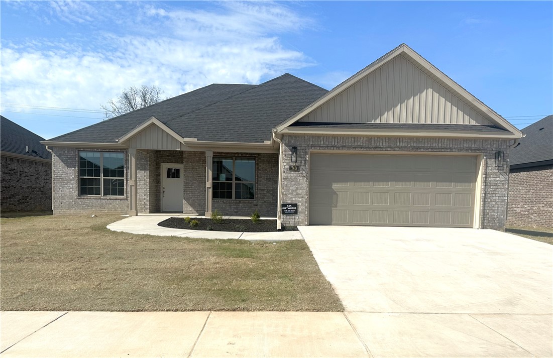 Wonderful home available for lease in Brookside! This 4 bed, 2 bath 2022-built homes offers a spacious layout with excellent features. Modern appliances, quartz counters, custom cabinetry adorn the kitchen and living areas. Washer, dryer, and fridge are included. Elevated fixtures, sleek finishes, and a custom fireplace enhance the living room area. Beautiful wood-look tile flows seamlessly through the main and living areas, blending style with practicality. Backyard offers a spacious yard complete with a covered back patio and full surrounding fence. In close proximity to Bentonville Schools, offices, XNA, parks, retail, restaurants, and more! Background check, credit check, and renters' insurance are required. Minimum one year lease term.