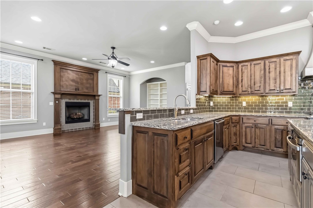 Lochmoor Club Sub Bentonville - Residential