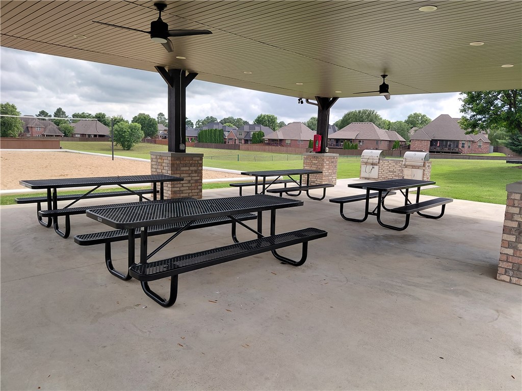 Lochmoor Club Sub Bentonville - Residential