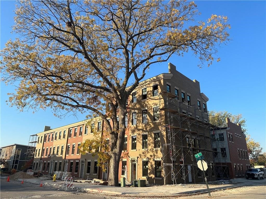 Oak One - Residential