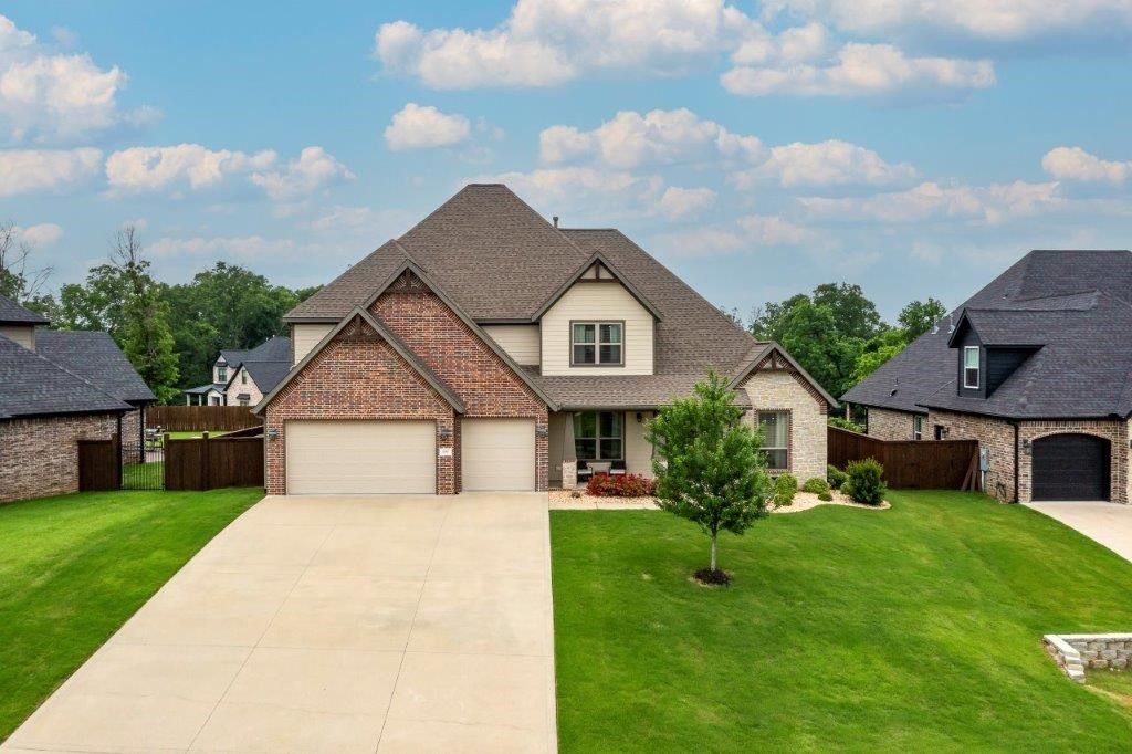 Estates At Woods Creek, The Bentonville - Residential