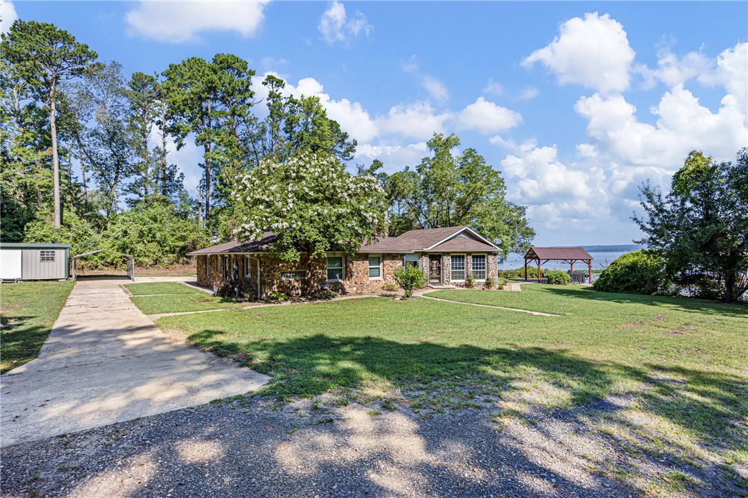 Bullock Lakeshore 1 - Residential