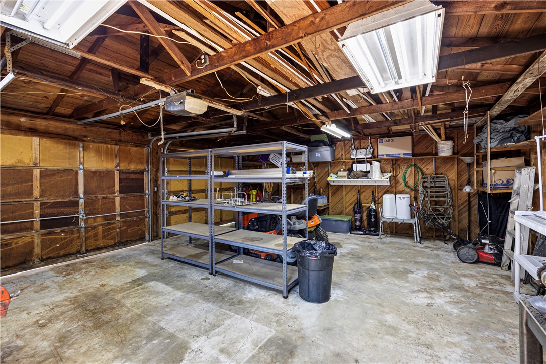 Bullock Lakeshore 1 - Residential