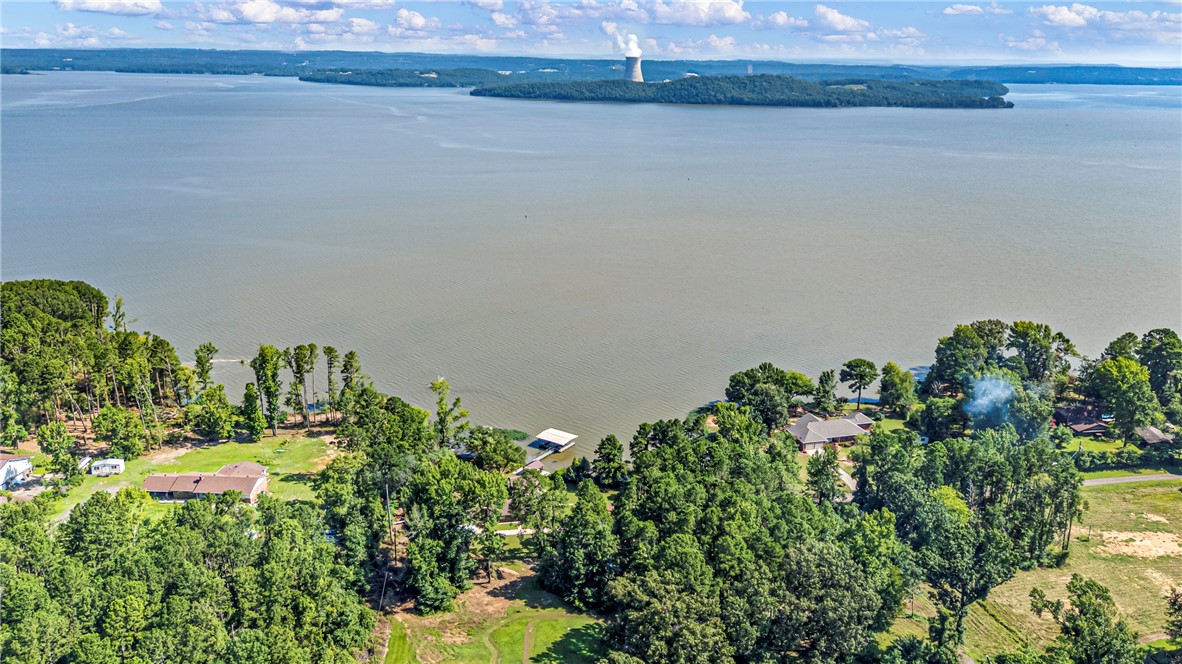 Bullock Lakeshore 1 - Residential