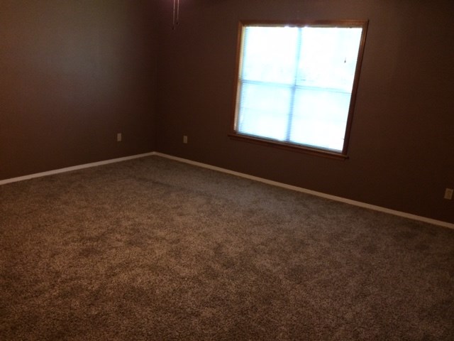 Hardwood Heights Sub Rogers - Residential