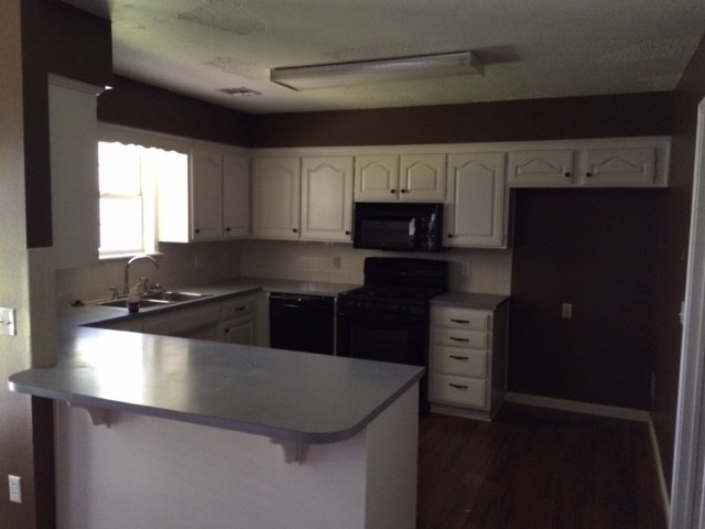 Hardwood Heights Sub Rogers - Residential
