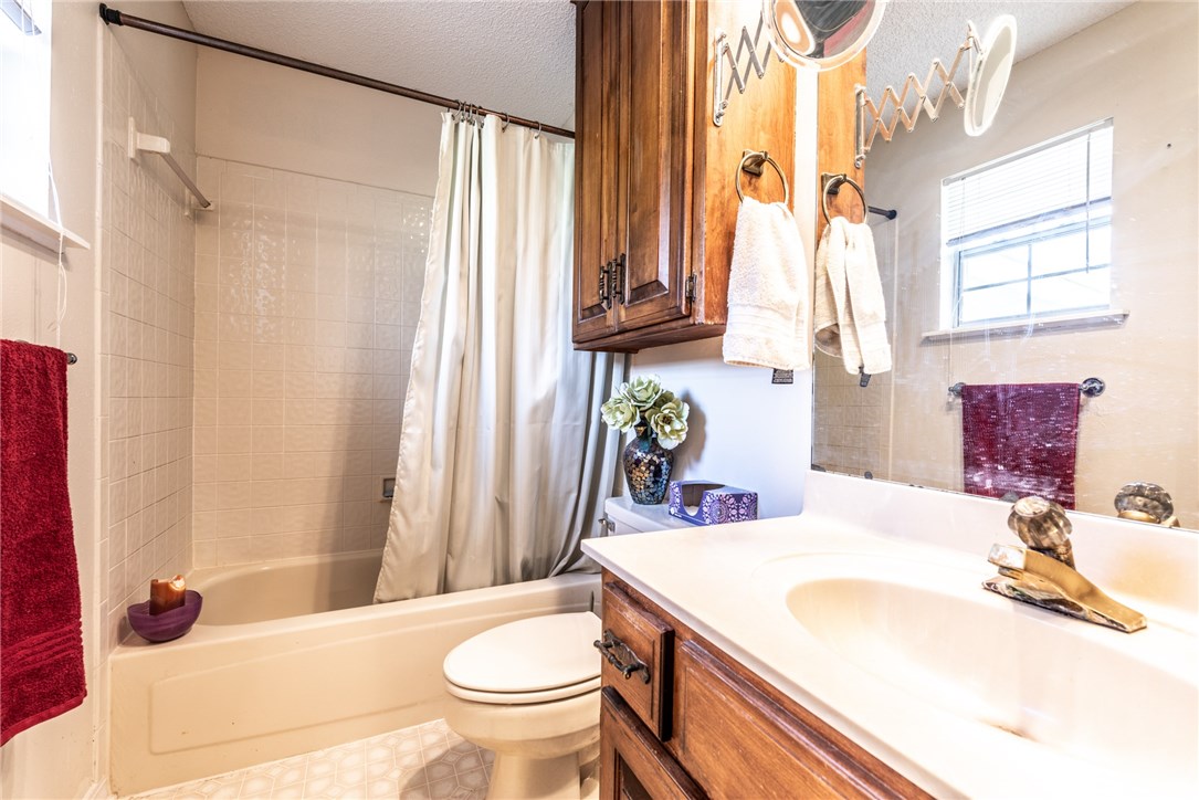 Oakland Meadows - Residential