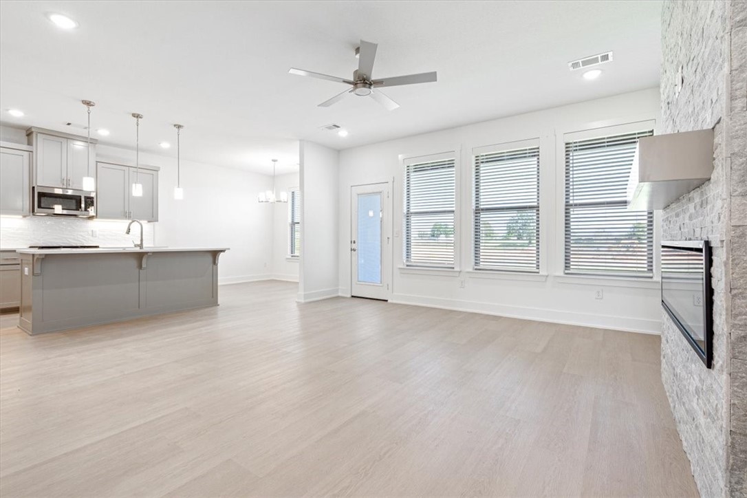 Walnut Grove - Residential