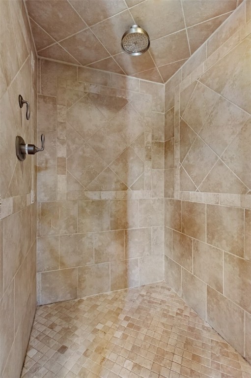 Bordeaux Sub Rogers - Residential