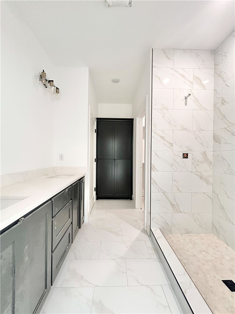 Dickenshire - Residential