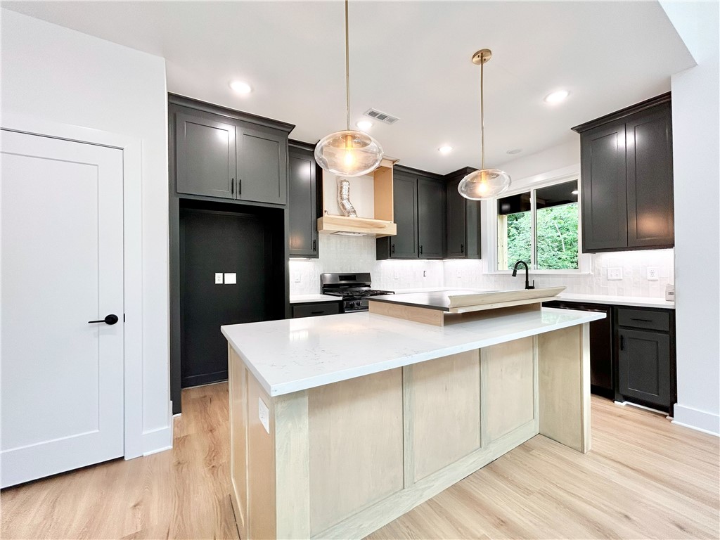 Dickenshire - Residential