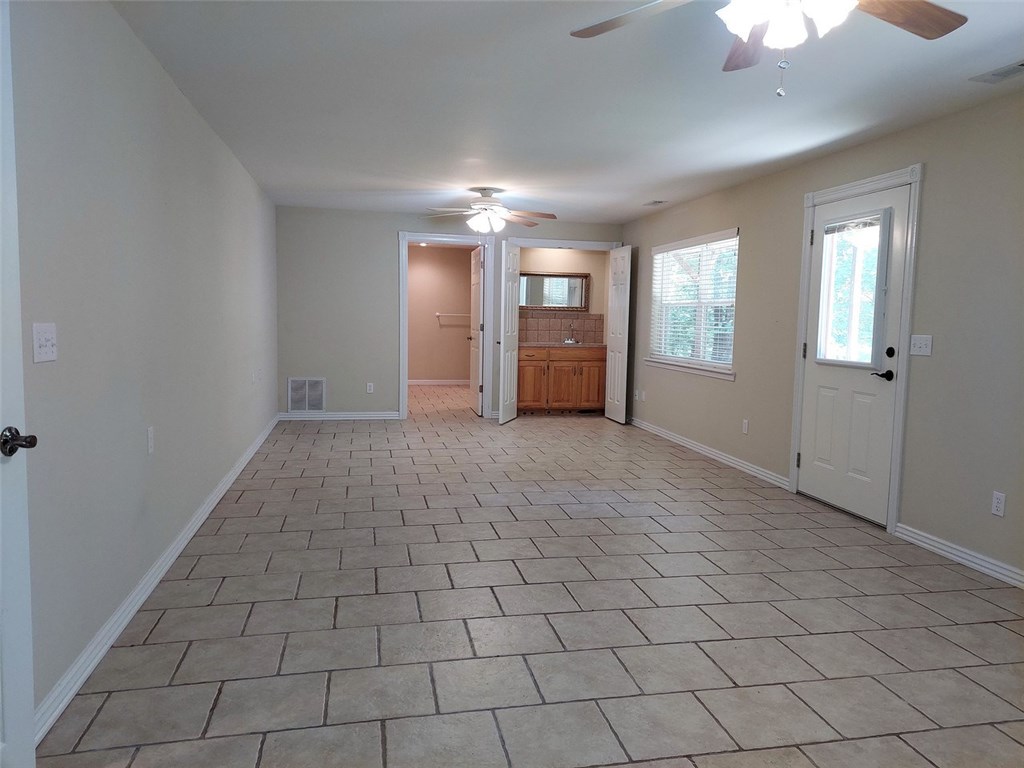 Buckingham Sub Bvv - Residential