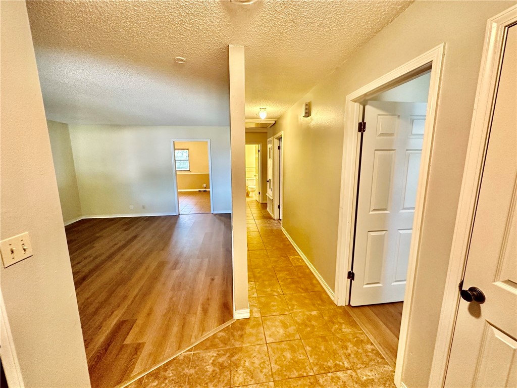 Kersten Addrogers - Residential Lease