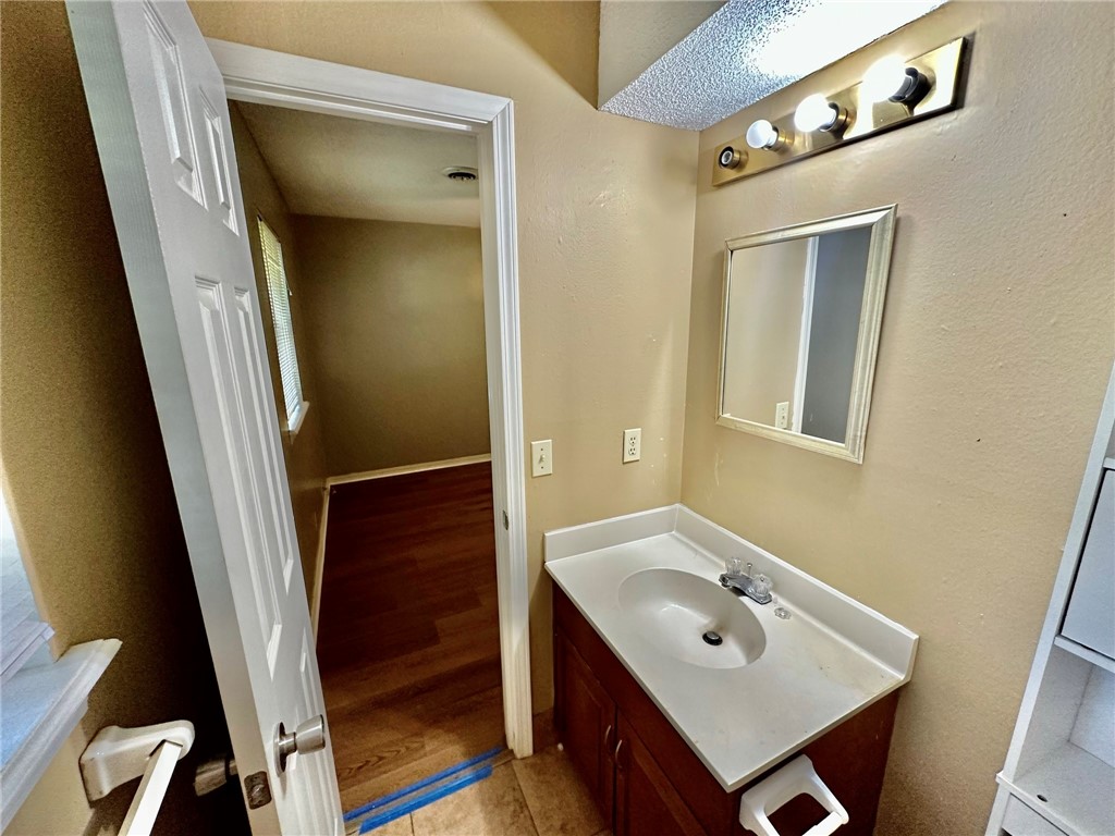 Kersten Addrogers - Residential Lease