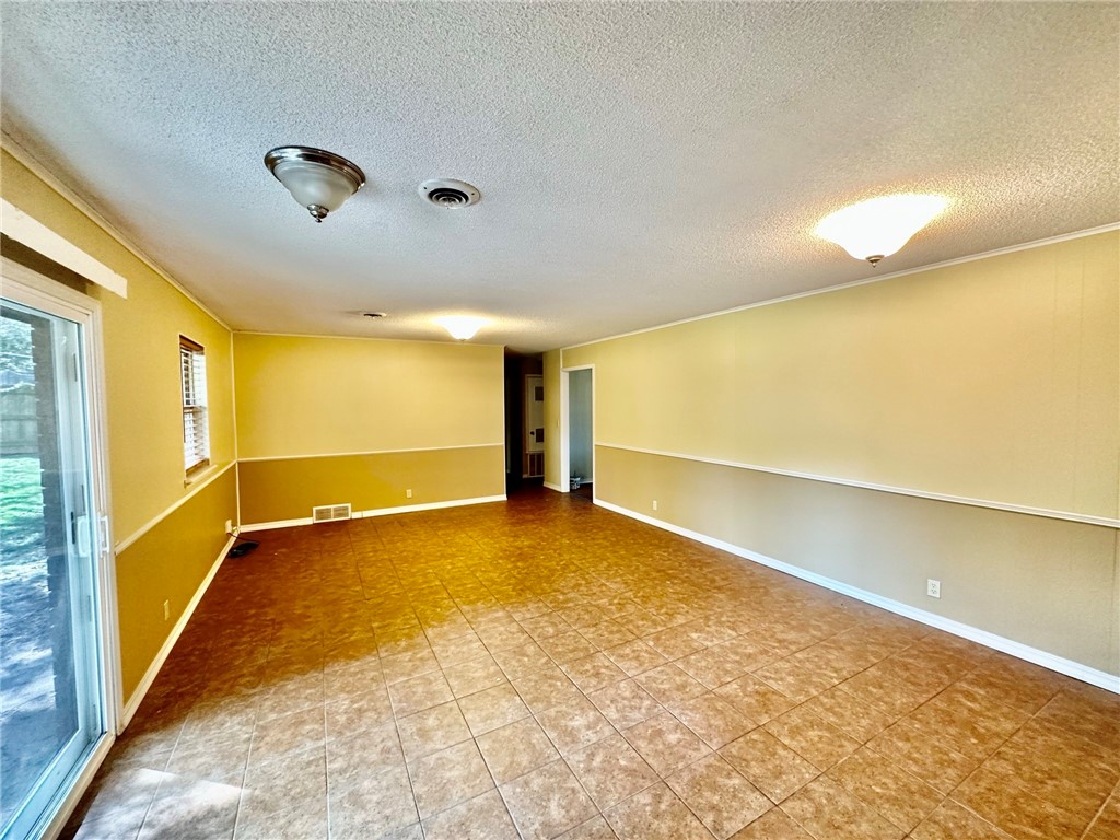Kersten Addrogers - Residential Lease