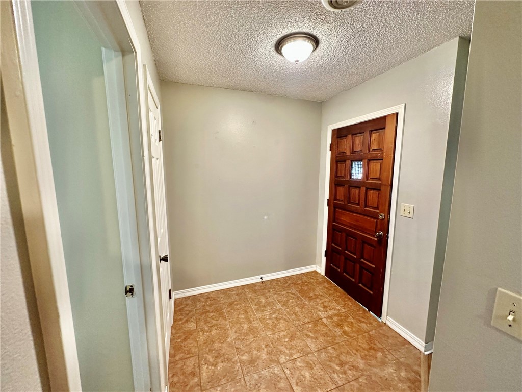 Kersten Addrogers - Residential Lease