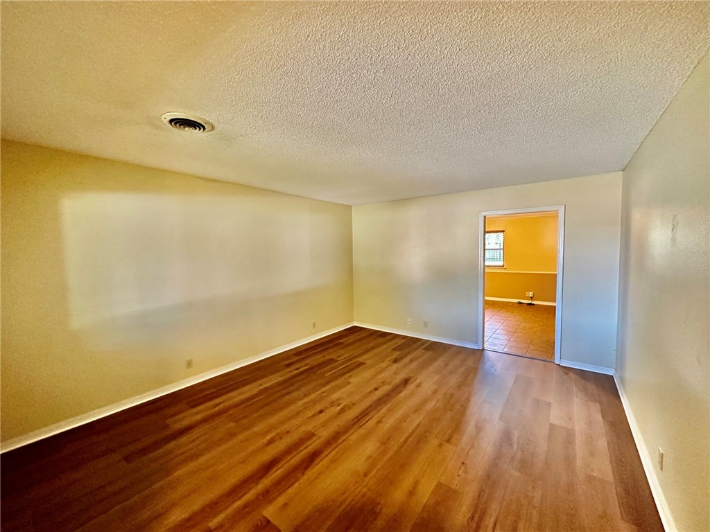 Kersten Addrogers - Residential Lease