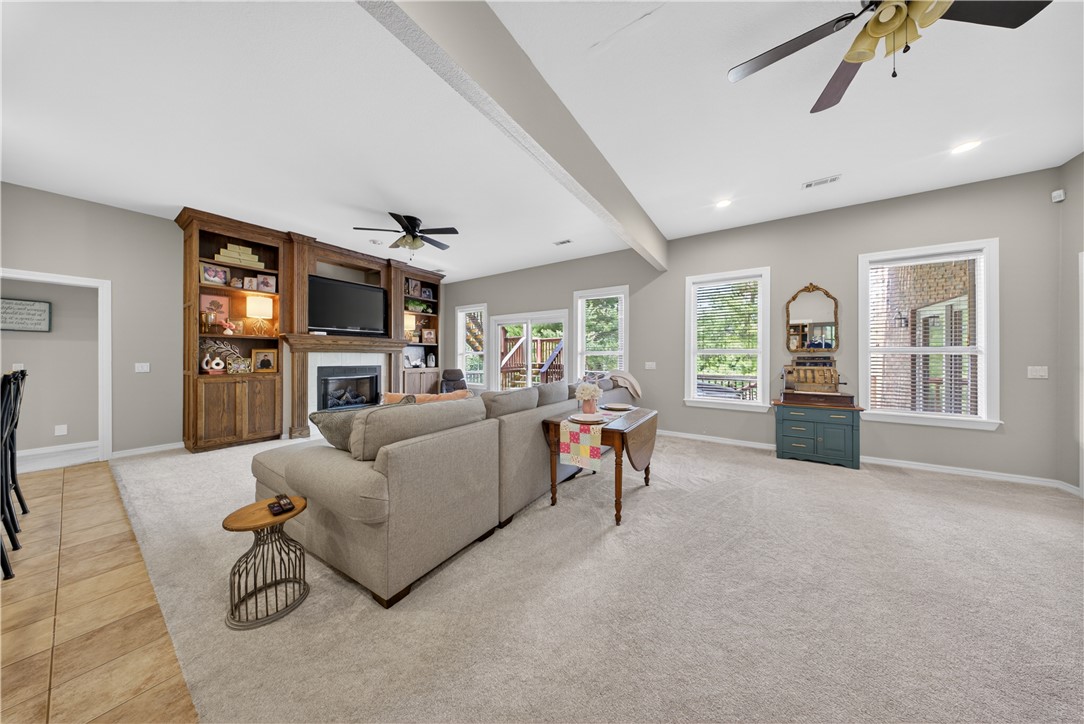 El Contento Acres - Residential