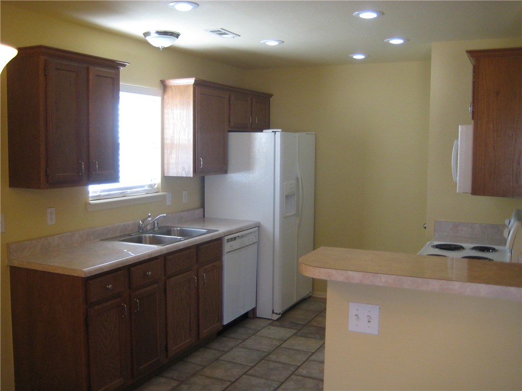 Prairie Meadows Ph 1-Lowell - Residential Lease
