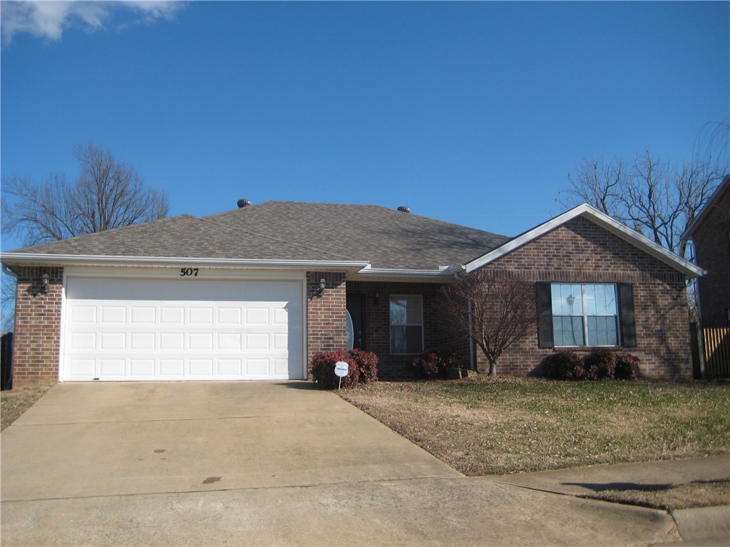 A 3 bed & 2 bath house in Lowell with a fenced backyard and two car garage. Renters insurance is required.