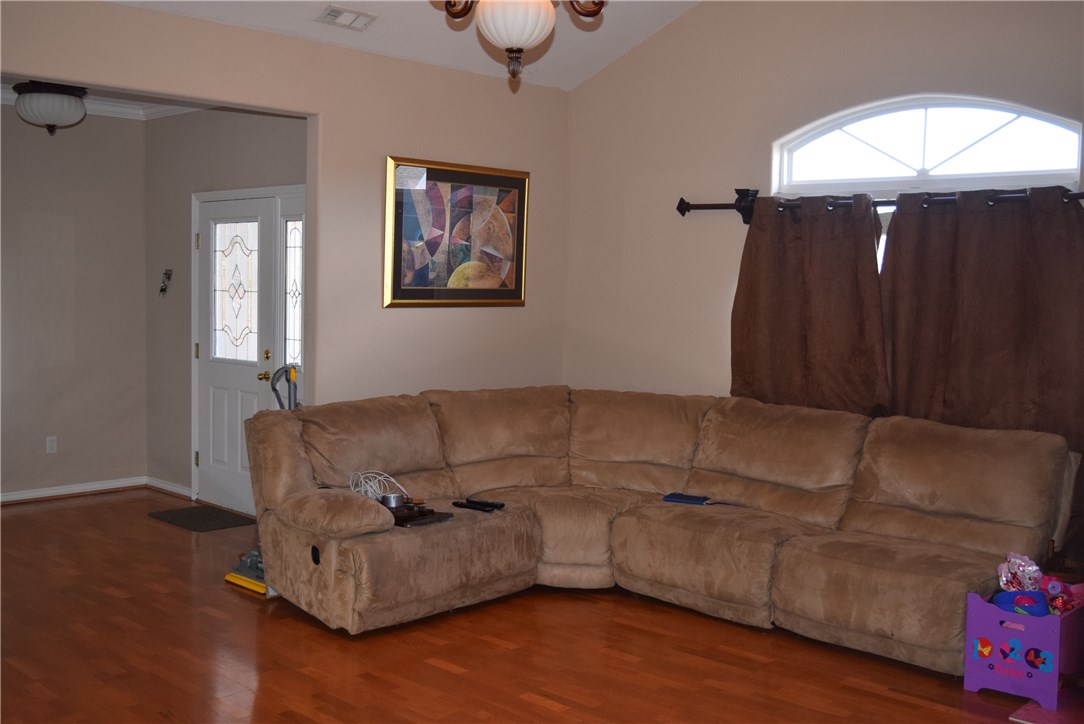 Patrick Place Ph III Rogers - Residential