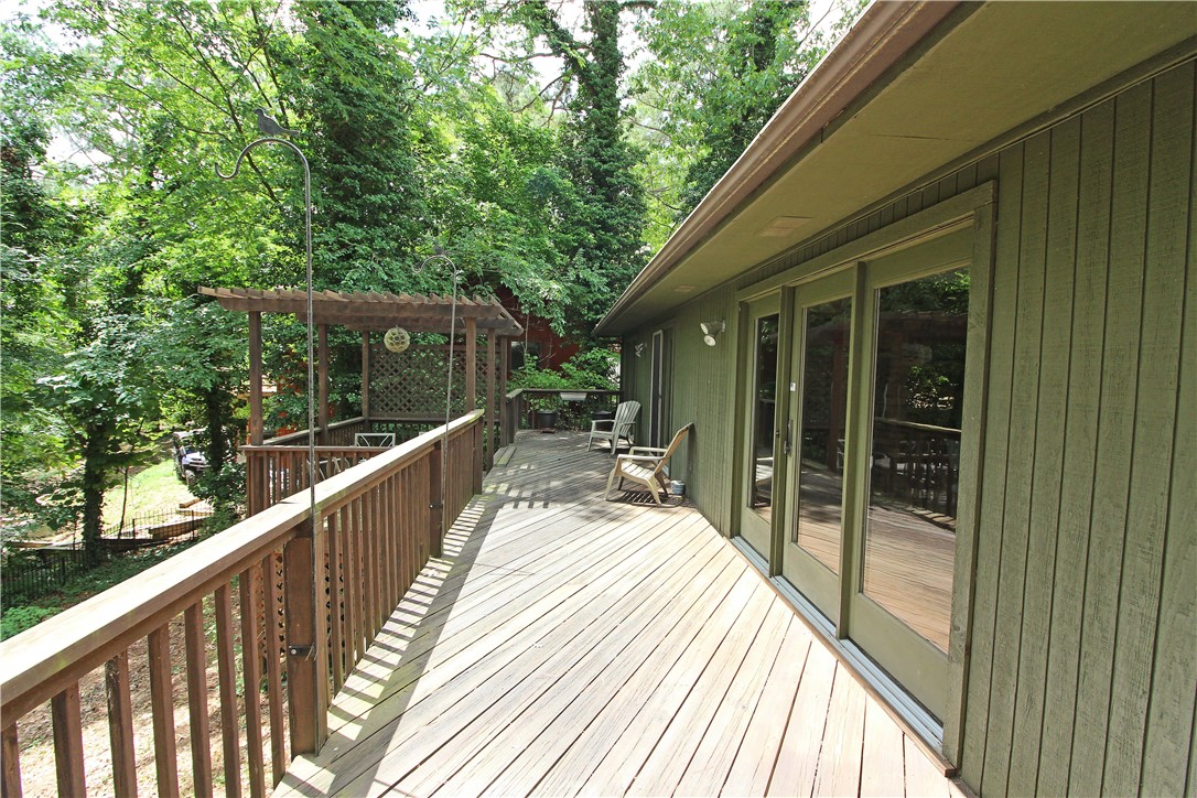 Dorchester Sub Bvv - Residential Lease
