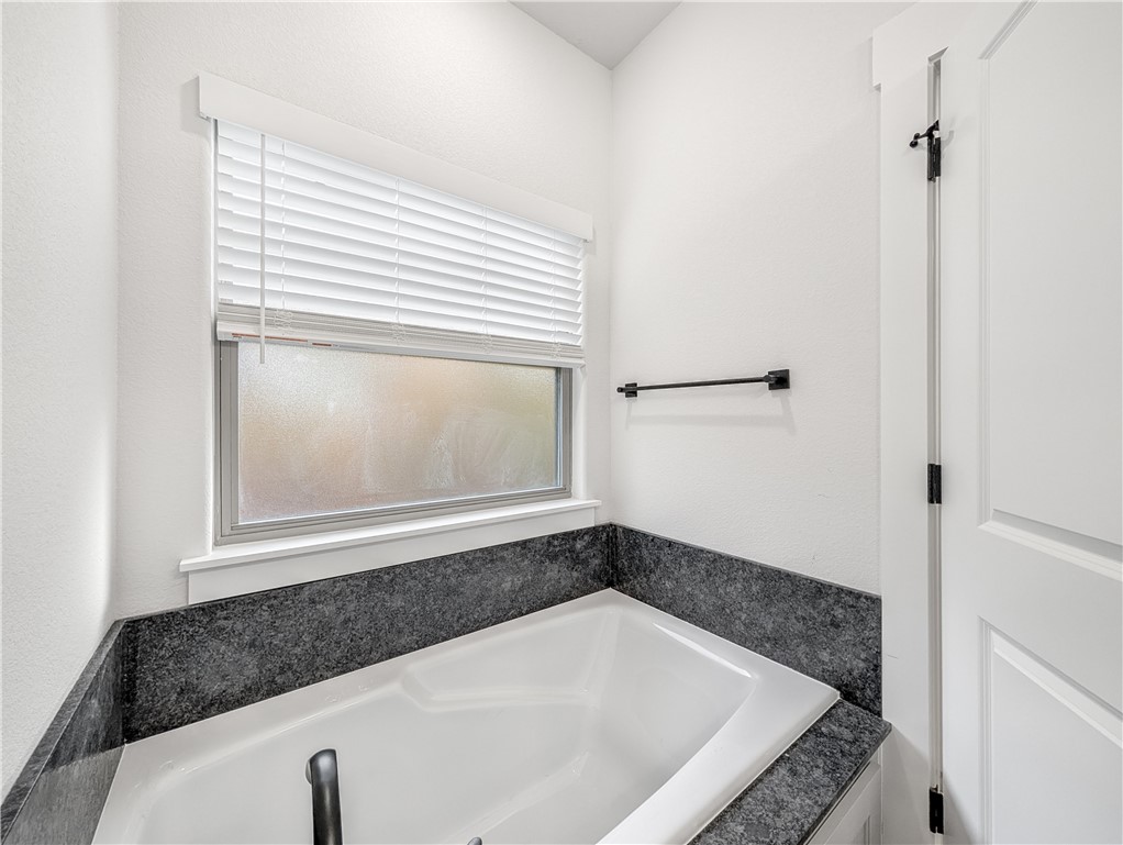Peebles Sub Bvv - Residential Lease