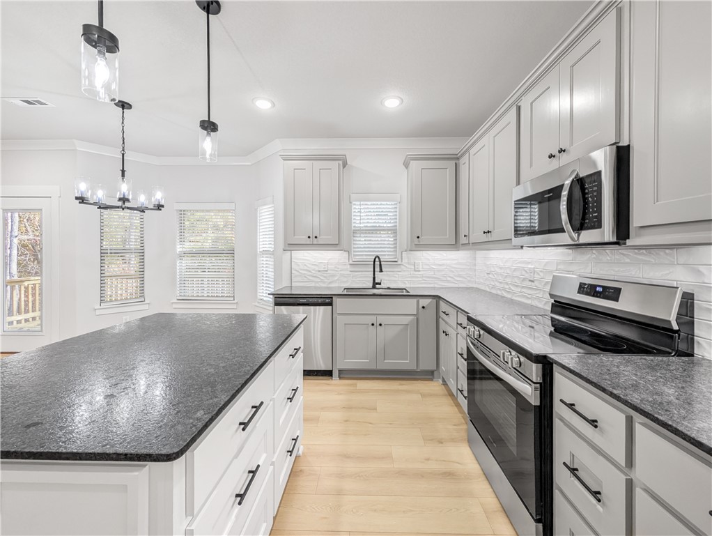 Peebles Sub Bvv - Residential Lease