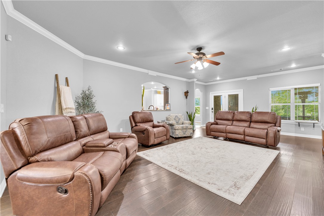 Hickory Hills Sub Cave Spgs - Residential