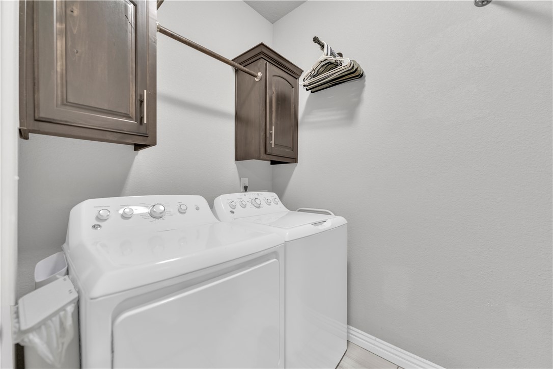 Hickory Hills Sub Cave Spgs - Residential
