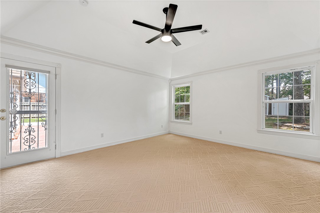 Whispering Timbers Ph 10 Rogers - Residential Lease