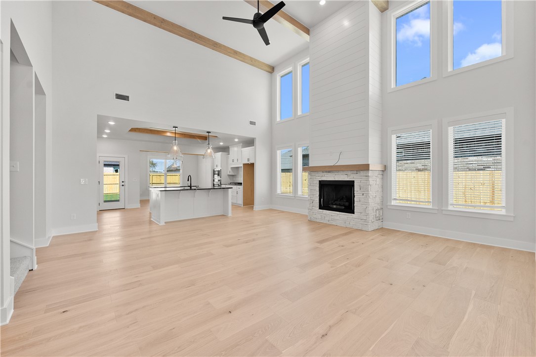 MAPLE ESTATES PH III-CENTERTON - Residential