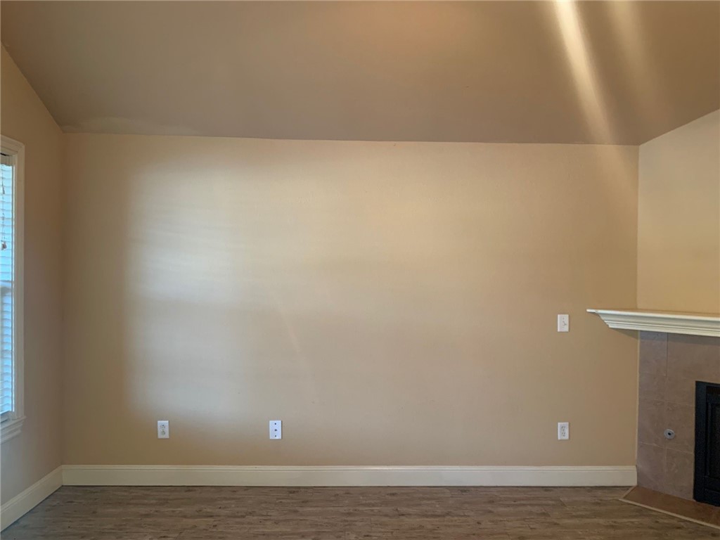 Somerset Sub Centerton - Residential Lease