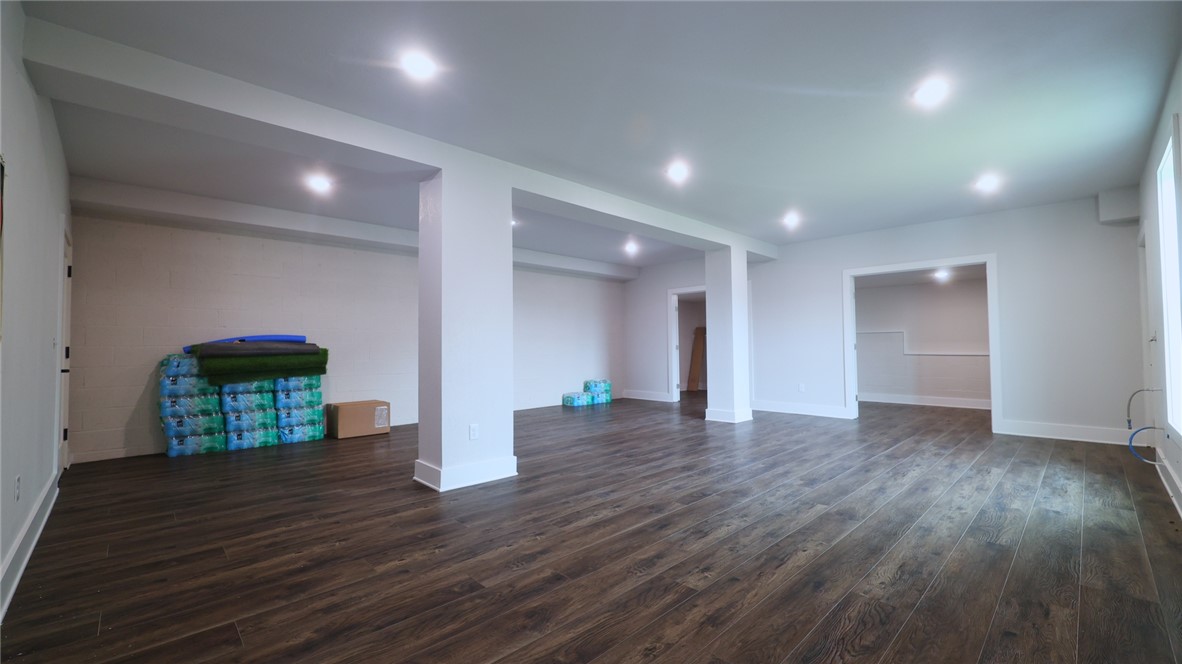 Elmdale Lake Estates - Residential