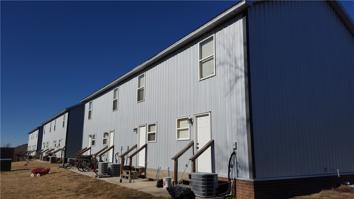 Farmington Outlots - Residential Lease